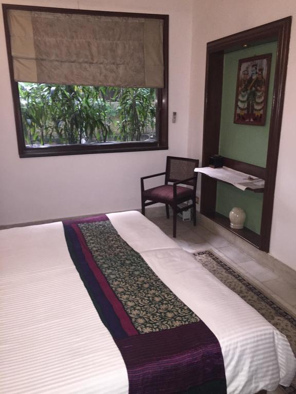 Master Bed And Breakfast Нью-Дели Номер фото